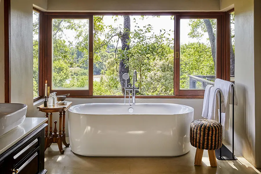Tinga Lodge - Suite Bathroom