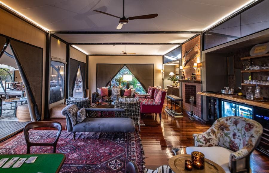 MCH Luxury Tented Camp - Lounge and Library
