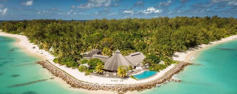 Denis Private Island Lodge