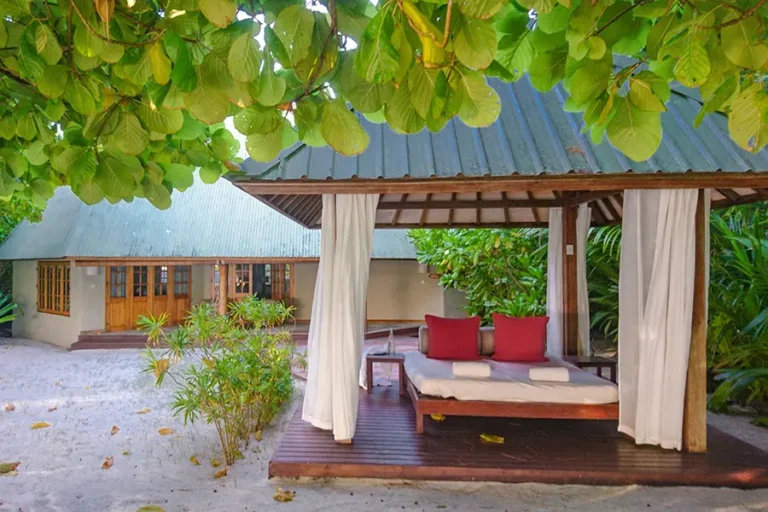 Denis Private Island Lodge