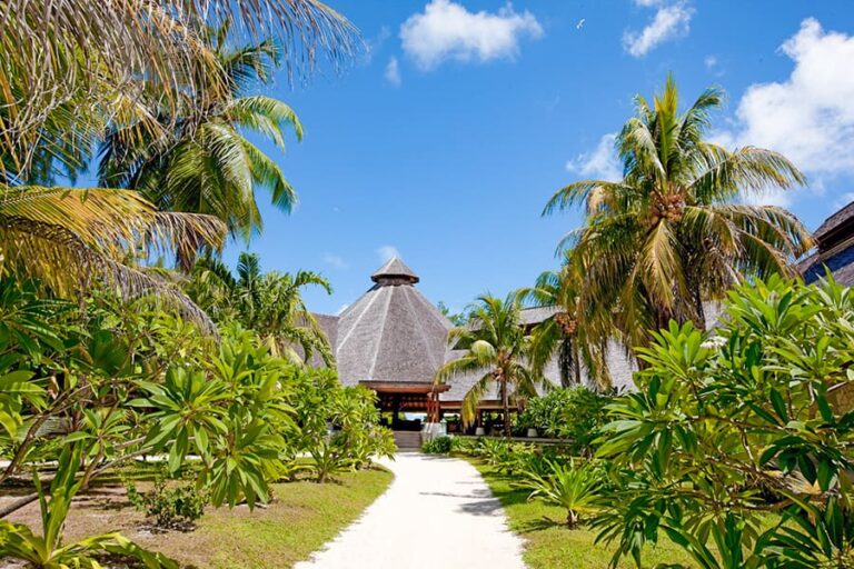 Denis Private Island Lodge