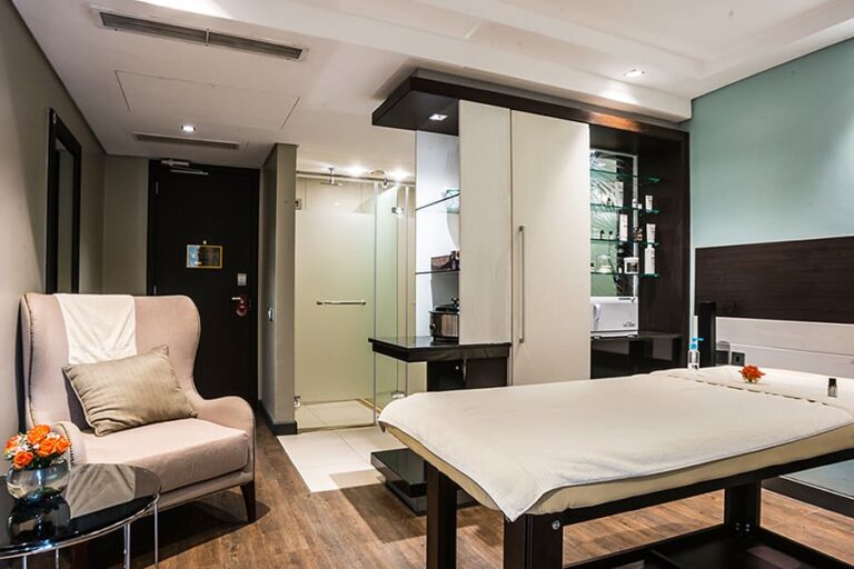 Eka Hotel