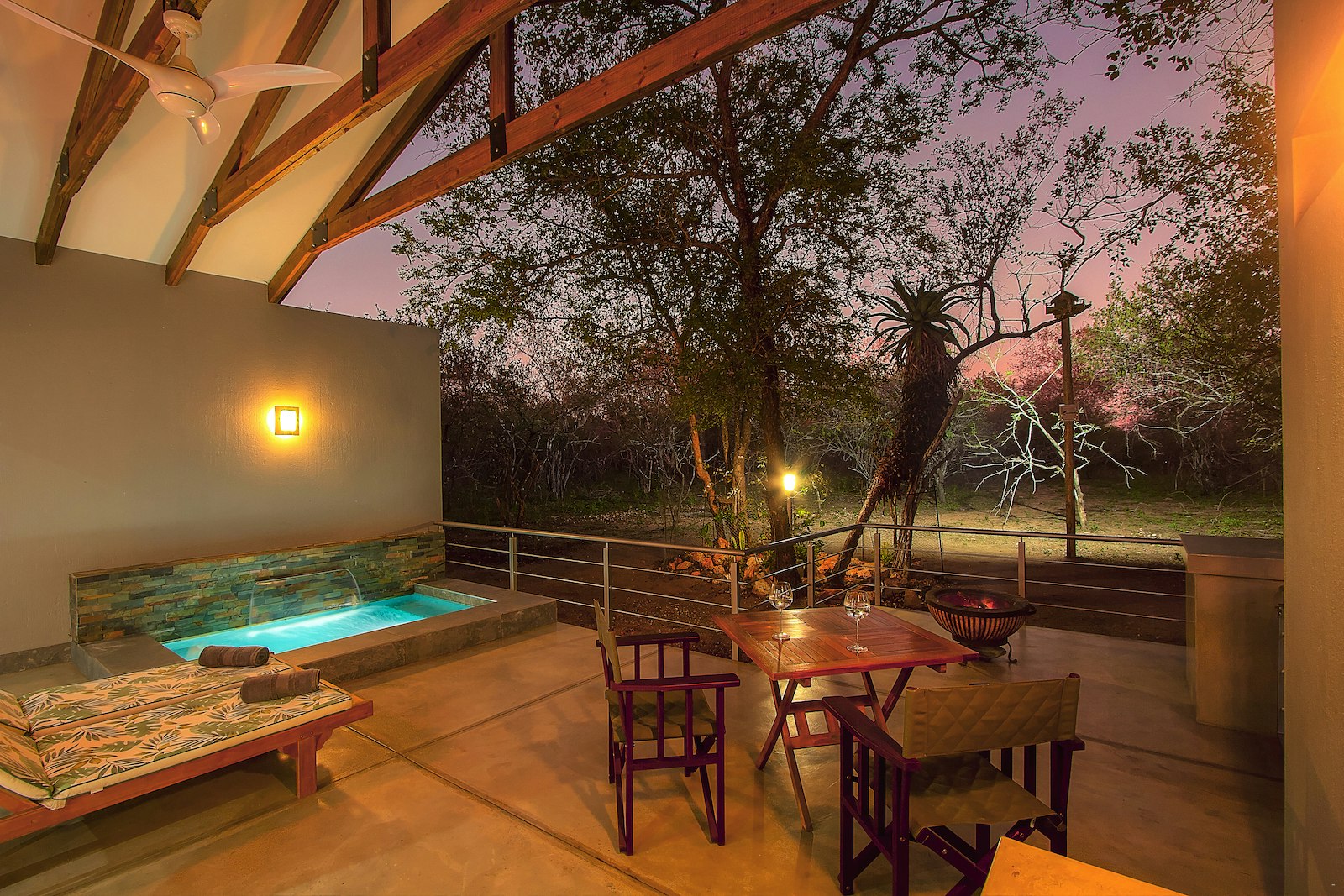 Kruger's Keep luxury couples cottage in Marloth Park, South Africa