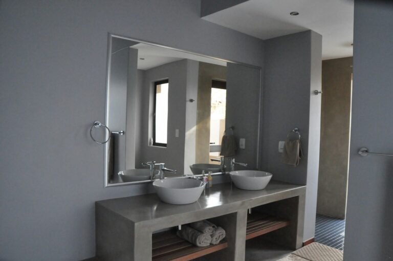 Ngalas Rest 101 twin bedroom, Greater Kruger self-catering house