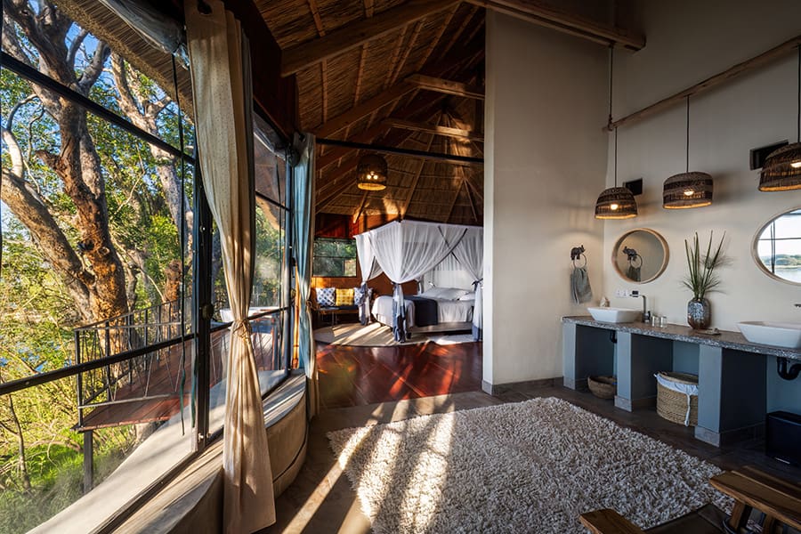 River chalet at Chundukwa River Lodge