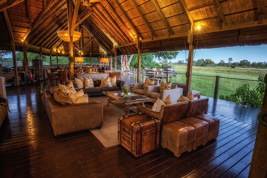 Lounge and dining area at Chitabe Lediba