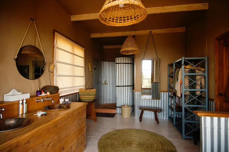 Entamanu Private Camp