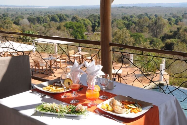 Le Soleil des Tsingy Lodge