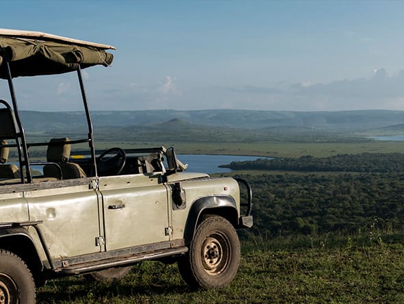 Dining at Mihingo Lodge