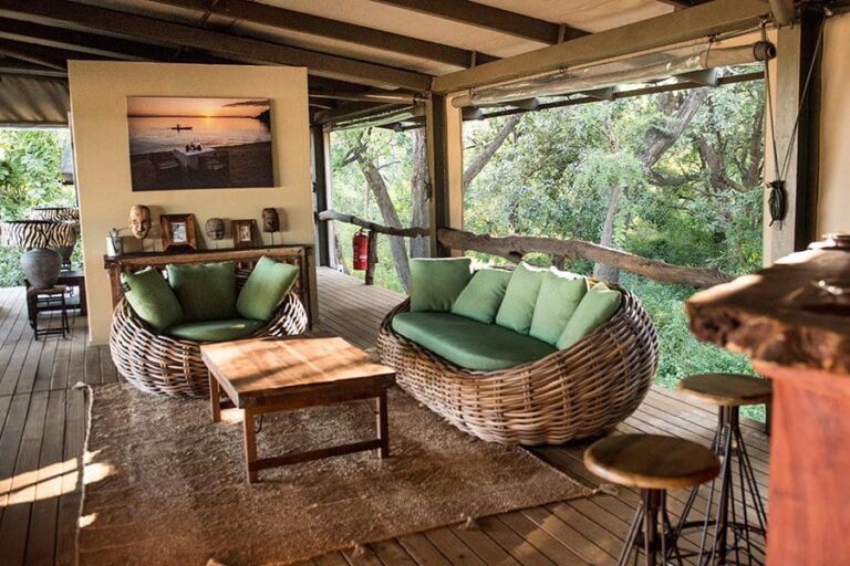 Shawa Luangwa Camp