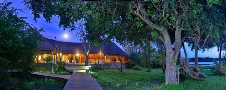 Victoria Falls River Lodge